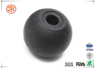 Μαύρη προσαρμοσμένη στερεά λαστιχένια σφαίρα 5mm NBR με την τρύπα για τη μηχανή